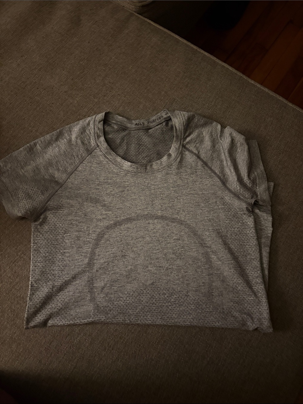 lululemon athletica Heather Gray Short Sleeve Crew Tee